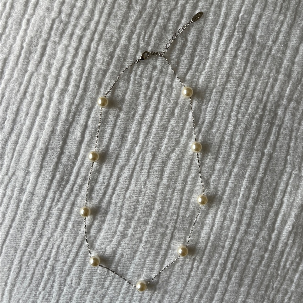 NEW • Ivory Pearl & Silver Chain Choker Necklace - Picture 3 of 8
